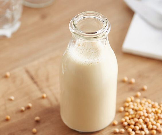best milk alternative for cereal, milk substitute for cereal, best non dairy milk for cereal, milk alternatives for cereal, best milk substitute for cereal, best vegan milk for cereal