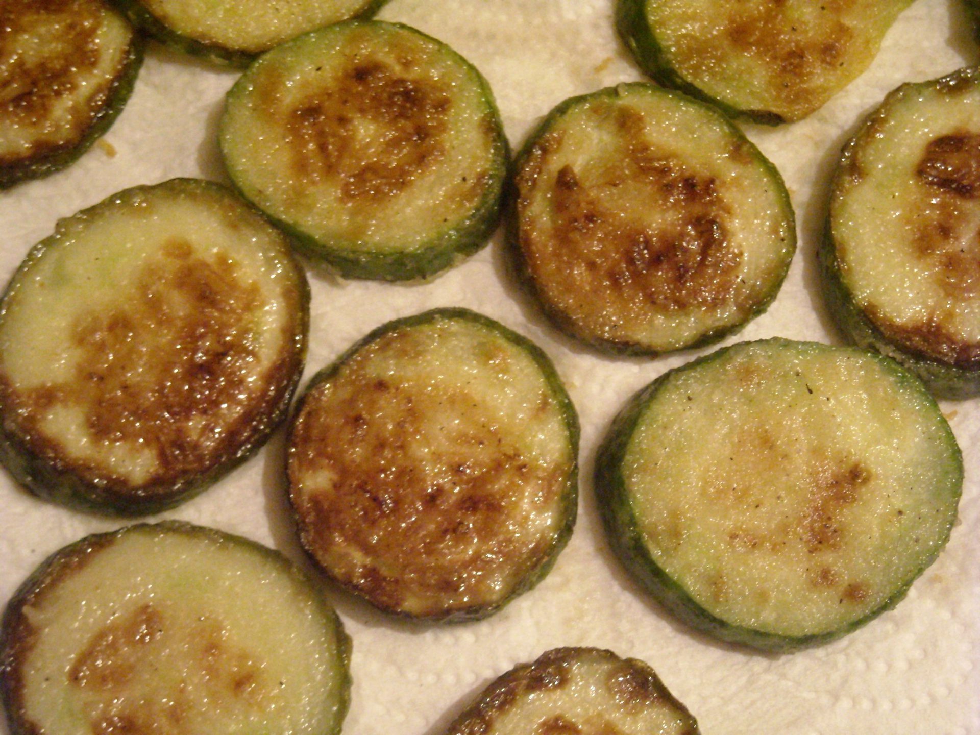 air frying cucumbers, air fry cucumber, air fry cucumber, air fried cucumber, fried cucumbers