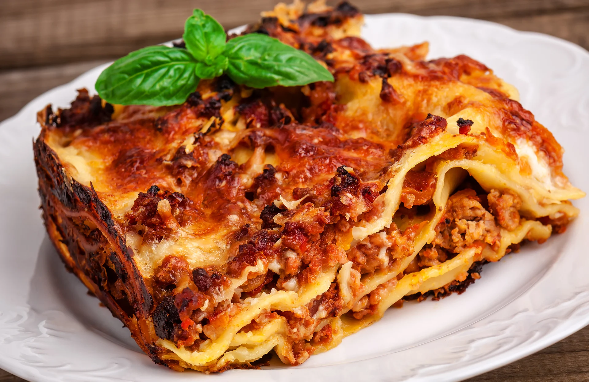 frozen lasagna in air fryer, air fryer frozen lasagna, air fry frozen lasagna, frozen lasagna air fryer, can you cook frozen lasagna in an air fryer