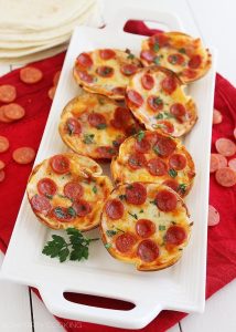 DIY Mini Pizzas For School Lunch