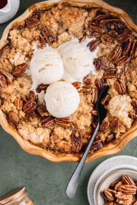 Easy Pecan Pie Cobbler Recipe