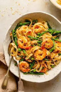 Delicious Garlic Shrimp Pasta Recipe